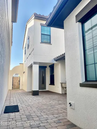 $3,500 | 2715 Vuldarno Lane, Melbourne, FL 32940