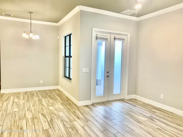 $3,500 | 2715 Vuldarno Lane, Melbourne, FL 32940