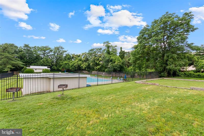 1009 Chillum Road, Unit 206 Hyattsville, MD 20782 - Photo 24 of 25 a view of a backyard with a small cabin