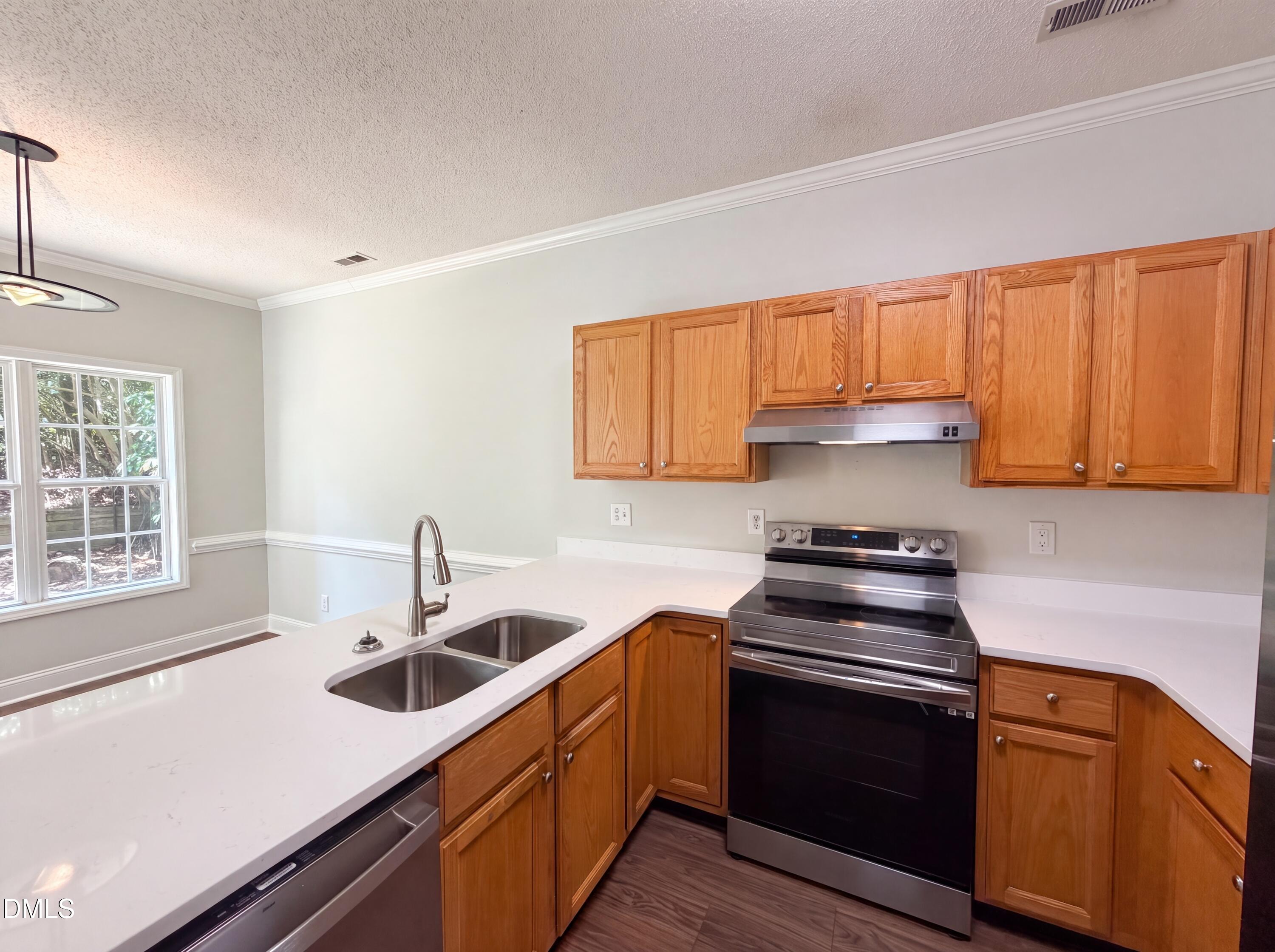 4115 Beaufain Street Raleigh, NC 27604 - Photo 4 of 17 photo_02
