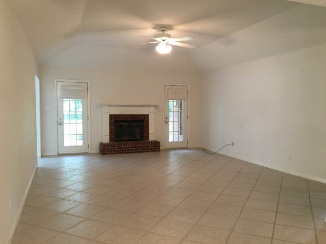 20068 Pecan Trace Fairhope, AL 36532 - Photo 2 of 33 Great Room