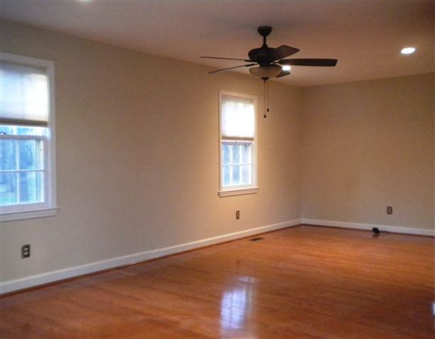 117 Vineyard Road Clemson, SC 29631 - Photo 3 of 13