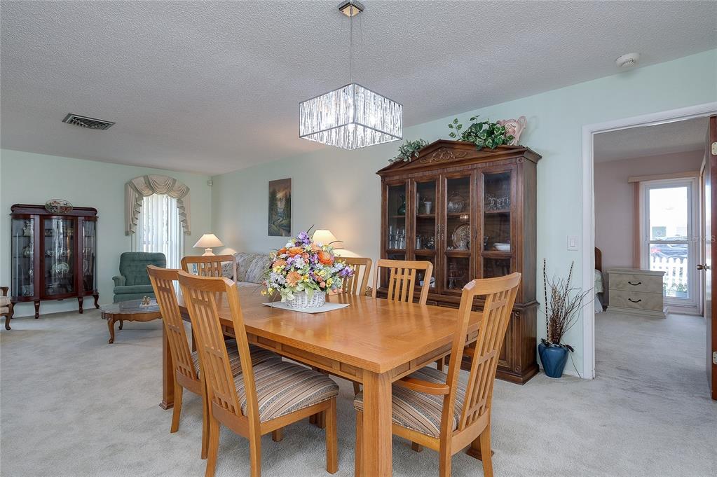 4311 Pompano Road Venice, FL 34293 - Photo 12 of 69
