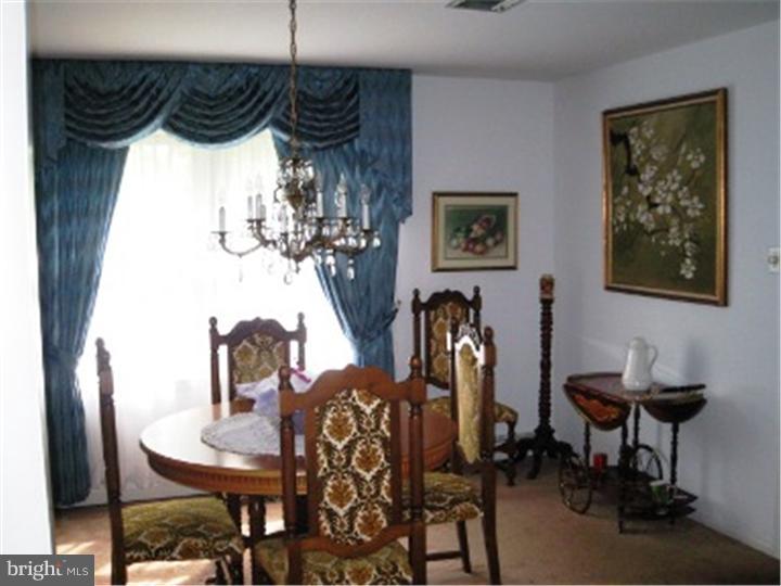 1229 Highgate Road West Chester, PA 19380 - Photo 10 of 18 Dining Room