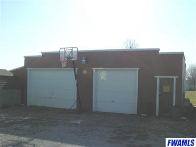 9915 North Th Road Decatur, IN 46733 - Photo 2 of 3