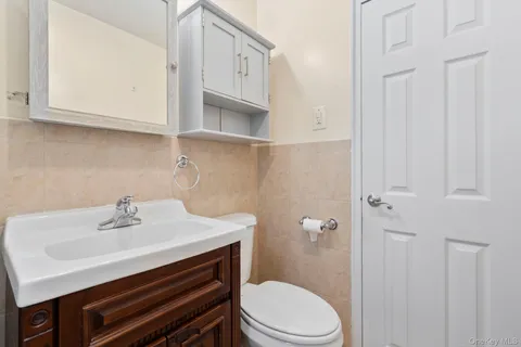 $275,000 | 66-15 Park Drive East, Unit B | Kew Gardens Hills