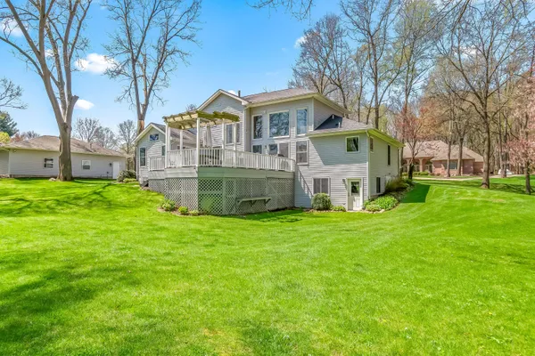 $650,000 | 15660 Kesselwood Trail, Marshall, MI 49068