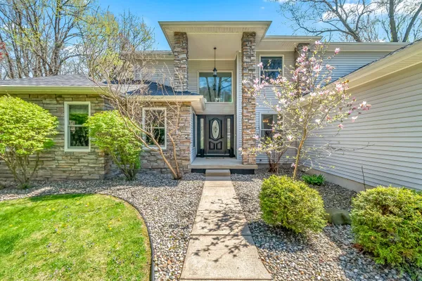 $650,000 | 15660 Kesselwood Trail, Marshall, MI 49068