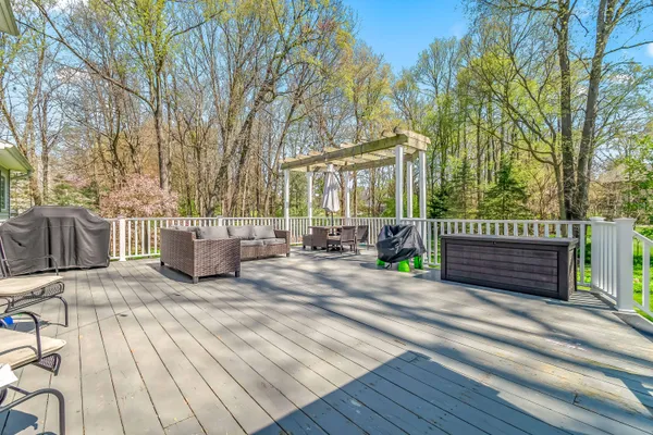 $650,000 | 15660 Kesselwood Trail, Marshall, MI 49068