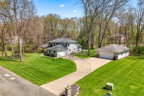 $650,000 | 15660 Kesselwood Trail, Marshall, MI 49068