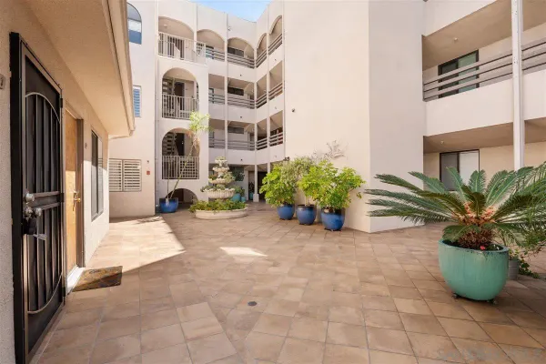 $1,150,000 | 1225 Pacific Beach Drive, Unit 2E, San Diego, CA 92109