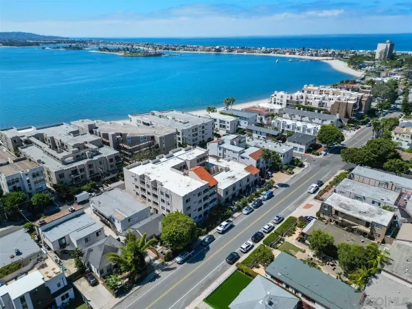 $1,150,000 | 1225 Pacific Beach Drive, Unit 2E, San Diego, CA 92109