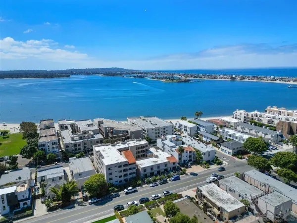 $1,150,000 | 1225 Pacific Beach Drive, Unit 2E, San Diego, CA 92109