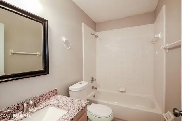 $1,835 | 2856 Tuscarora Trail, Middleburg, FL 32068