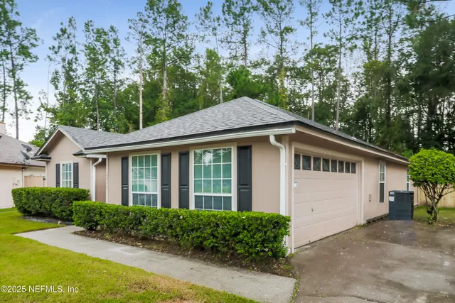 $1,835 | 2856 Tuscarora Trail, Middleburg, FL 32068