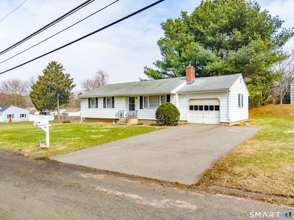 $324,900 | 9 Empire Avenue, Meriden, CT 06450