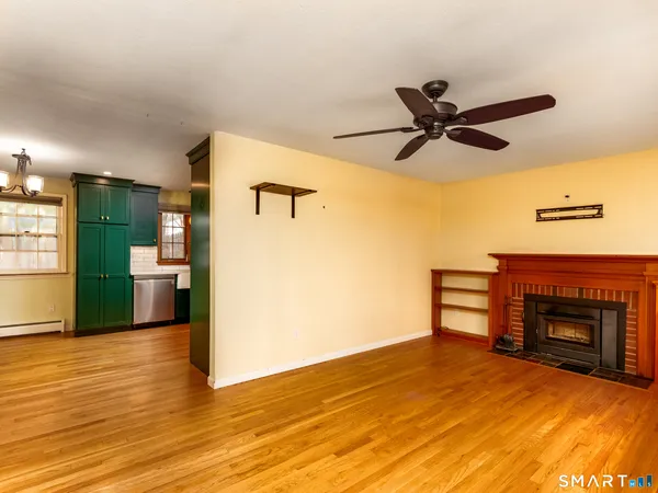 $324,900 | 9 Empire Avenue, Meriden, CT 06450