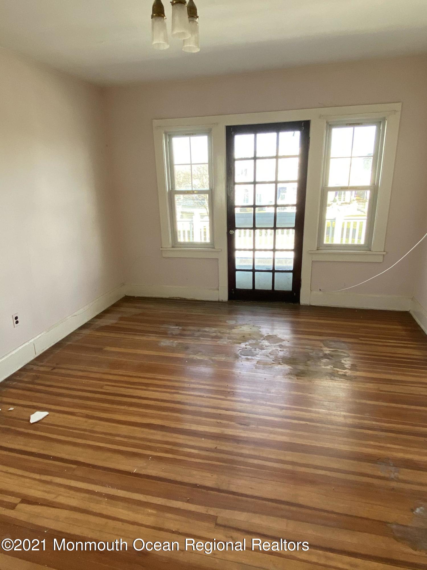 34 Inlet Terrace Belmar, NJ 07719 - Photo 13 of 16 0A7FA040-1565-415E-8A2E-1D97E6664720