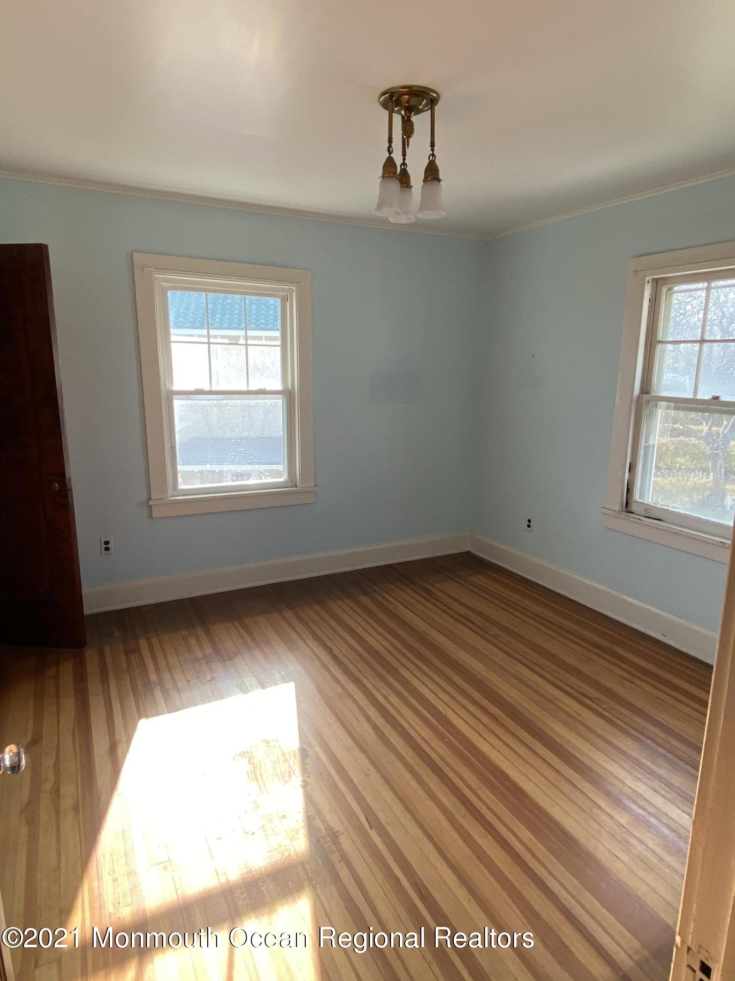 34 Inlet Terrace Belmar, NJ 07719 - Photo 9 of 16 491DC93B-3F01-459C-AA2A-DA3559E532D6