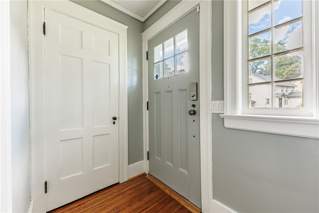 83 Wildmere Road Irondequoit, NY 14617 - Photo 5 of 48
