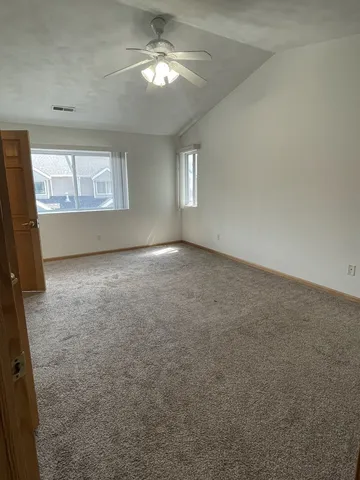 $1,600 | 6032 Park Ridge Road, Unit 6032, Loves Park, IL 61111