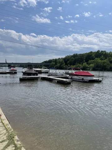 $1,600 | 6032 Park Ridge Road, Unit 6032, Loves Park, IL 61111