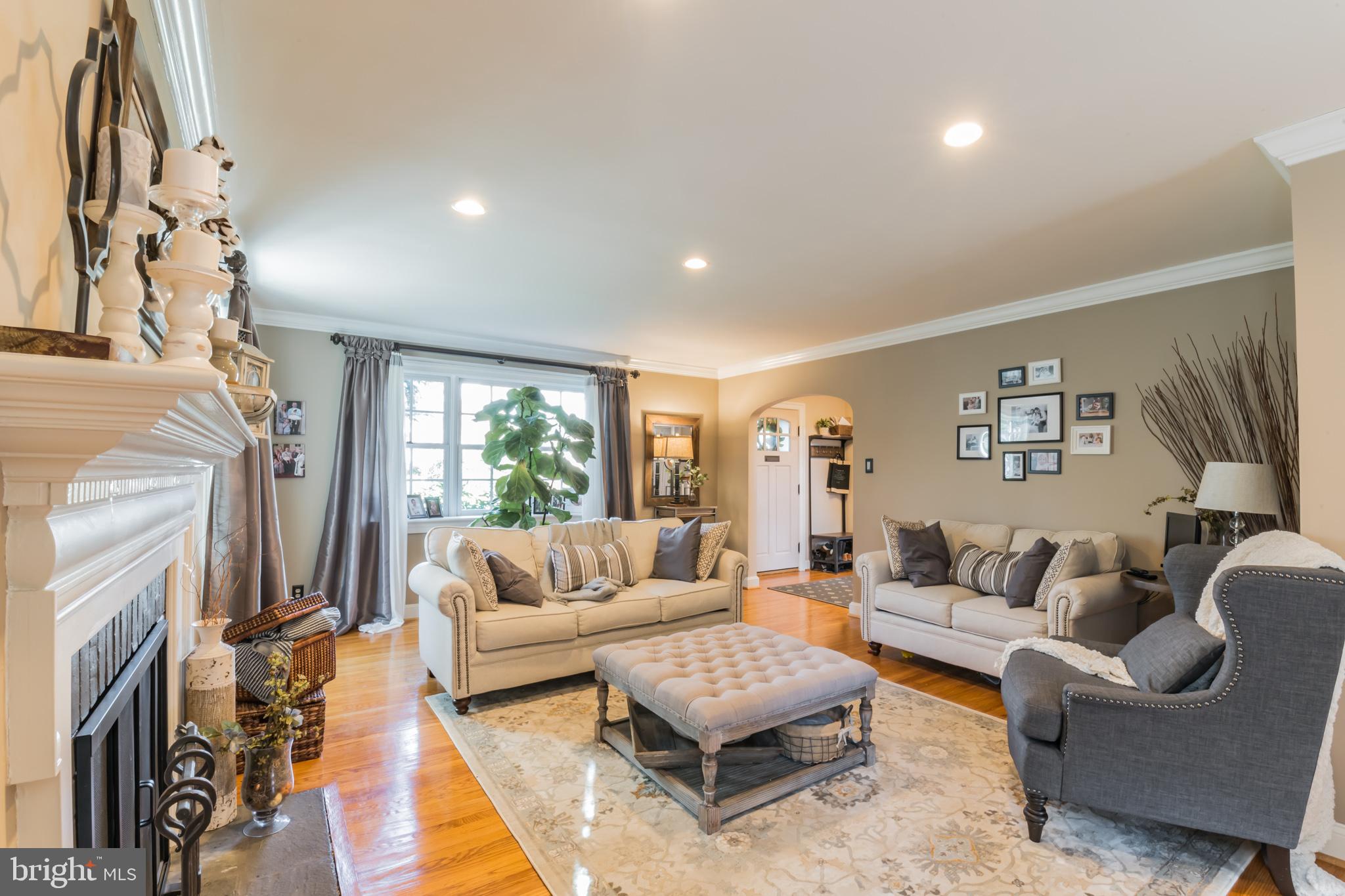 509 Monroe Road Merion Station, PA 19066 - Photo 5 of 29 Living Room.