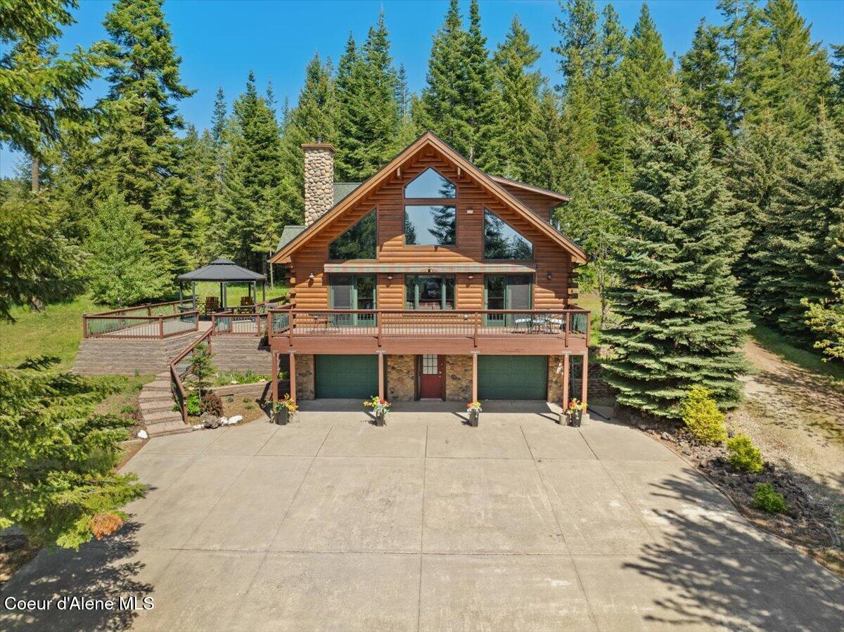 03-Aerial front of home