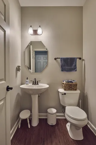 $415,000 | 2732 Woodworth Avenue, Woodstock, IL 60098