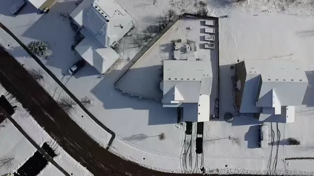 $415,000 | 2732 Woodworth Avenue, Woodstock, IL 60098