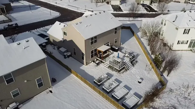 $415,000 | 2732 Woodworth Avenue, Woodstock, IL 60098