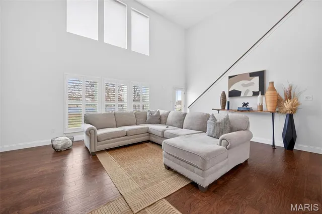 $525,000 | 968 Ridgepointe Pl Circle, Lake St. Louis, MO 63367