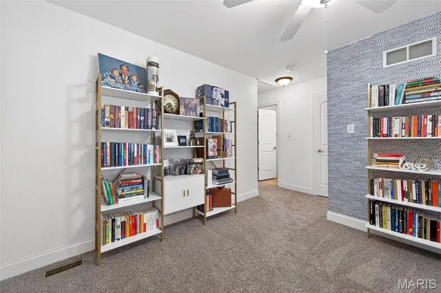 $525,000 | 968 Ridgepointe Pl Circle, Lake St. Louis, MO 63367