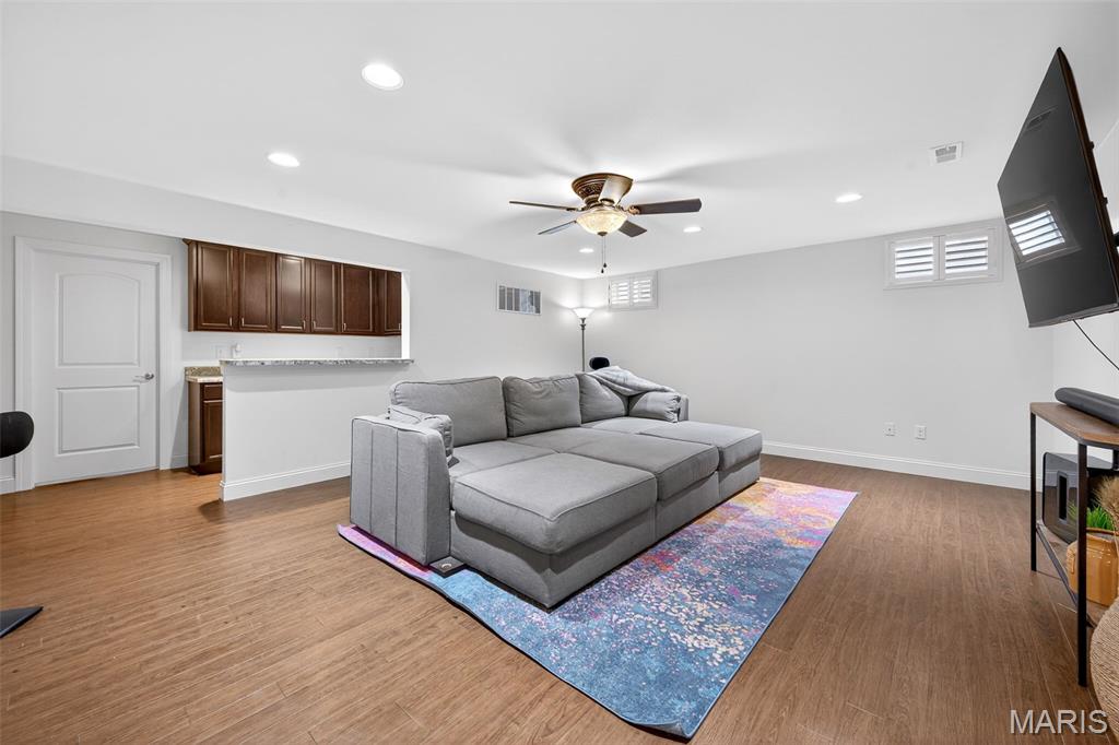 968 Ridgepointe Pl Circle Lake St. Louis, MO 63367 - Photo 32 of 43