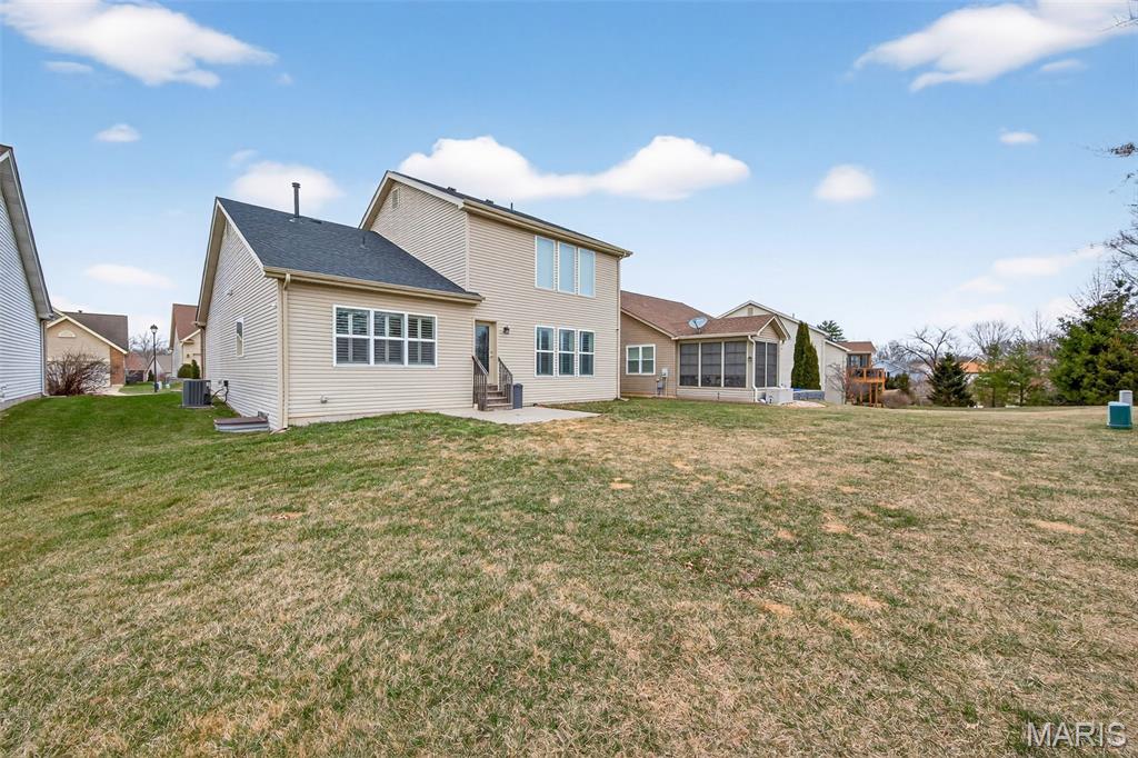 968 Ridgepointe Pl Circle Lake St. Louis, MO 63367 - Photo 38 of 43
