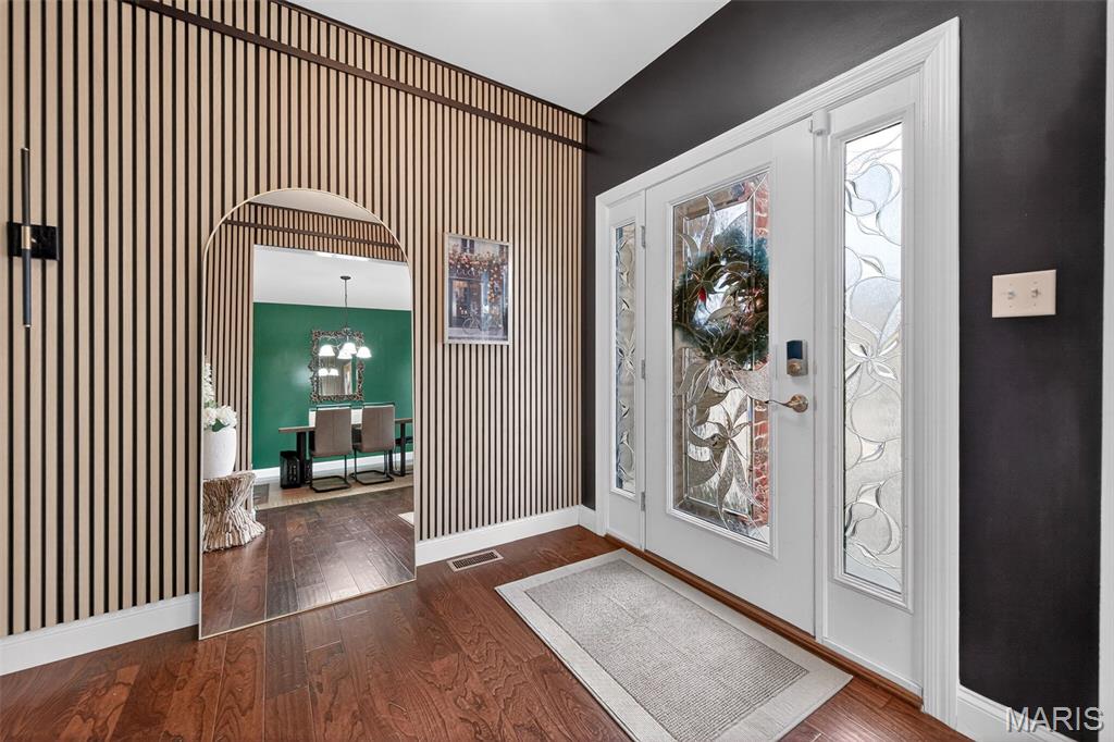 968 Ridgepointe Pl Circle Lake St. Louis, MO 63367 - Photo 4 of 43