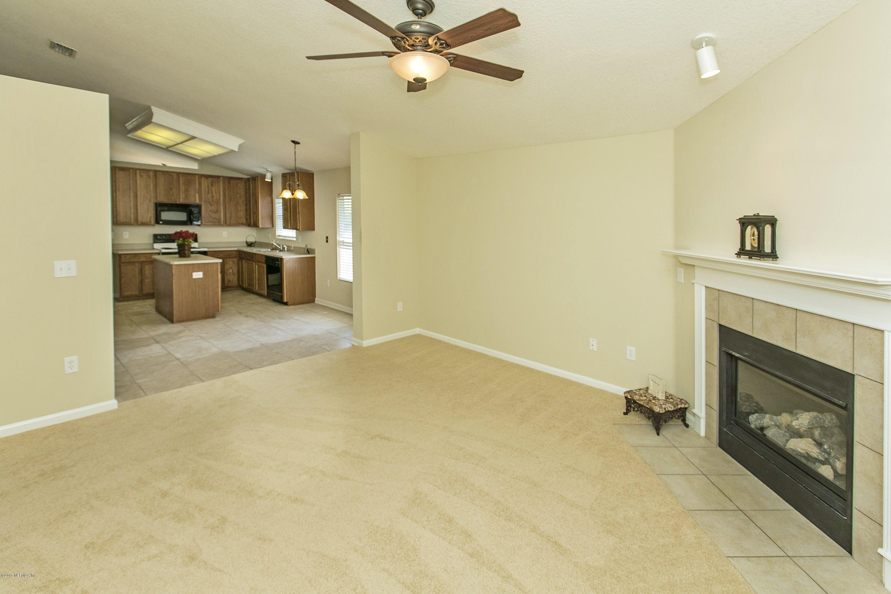 805 Crystal Spring Way St. Augustine, FL 32092 - Photo 11 of 30 011_Family Room