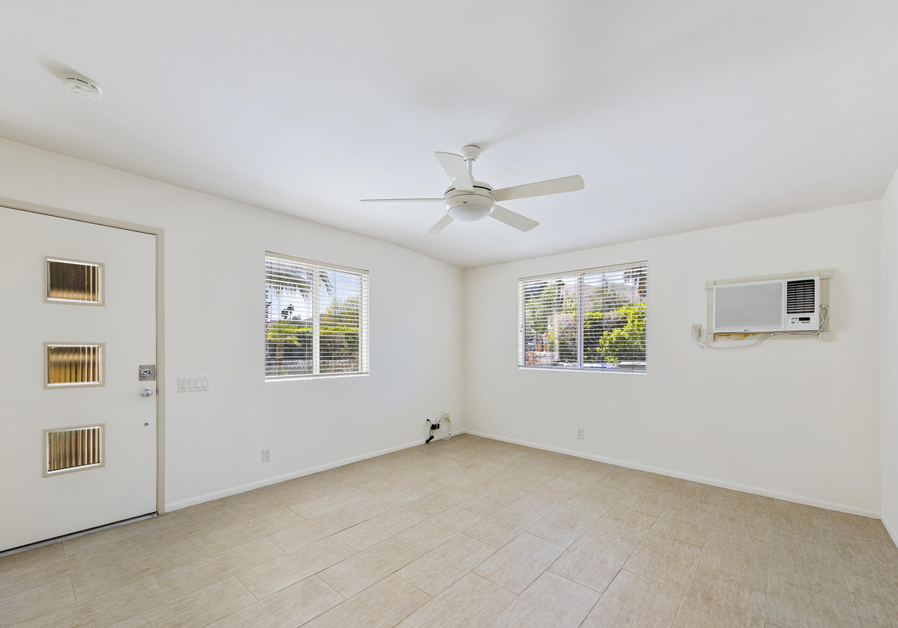 68286 Grandview Avenue Cathedral City, CA 92234 - Photo 27 of 43 8 (2)