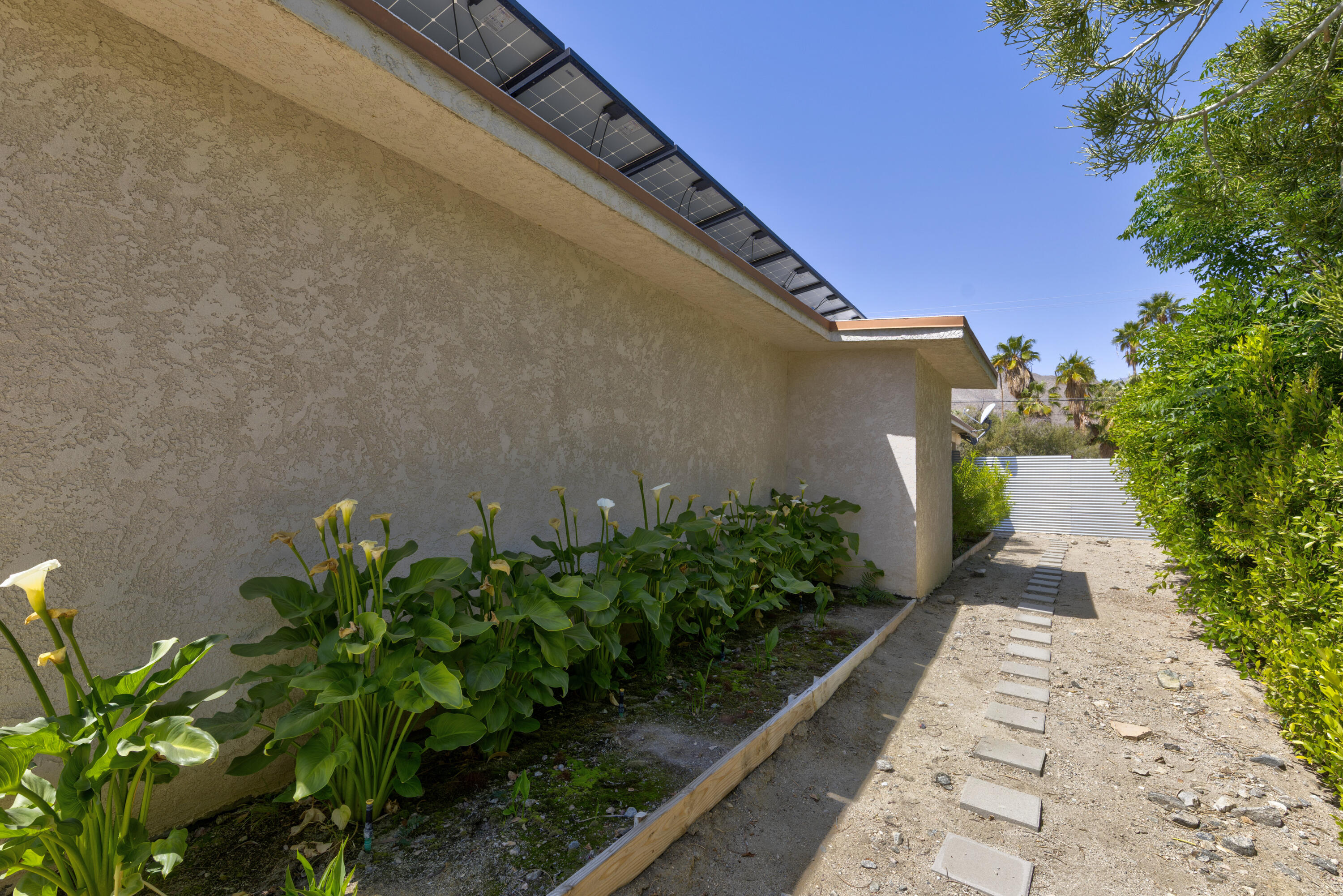 68286 Grandview Avenue Cathedral City, CA 92234 - Photo 39 of 43 40 (2)