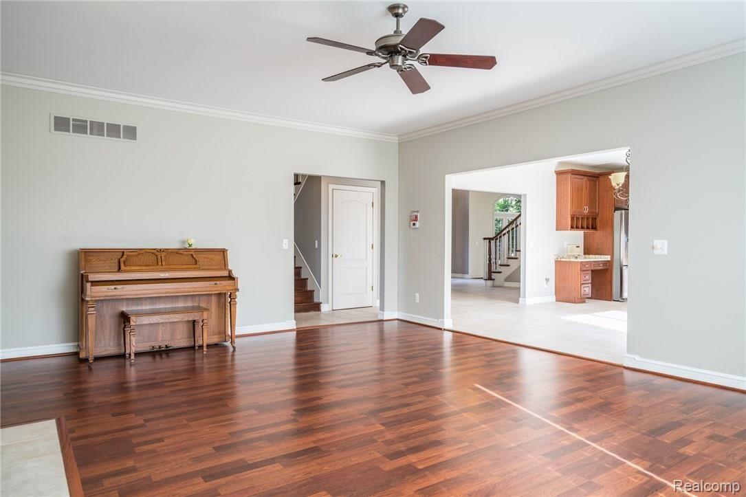6602 Chatham Circle Rochester, MI 48306 - Photo 27 of 58 chatham-29.jpg