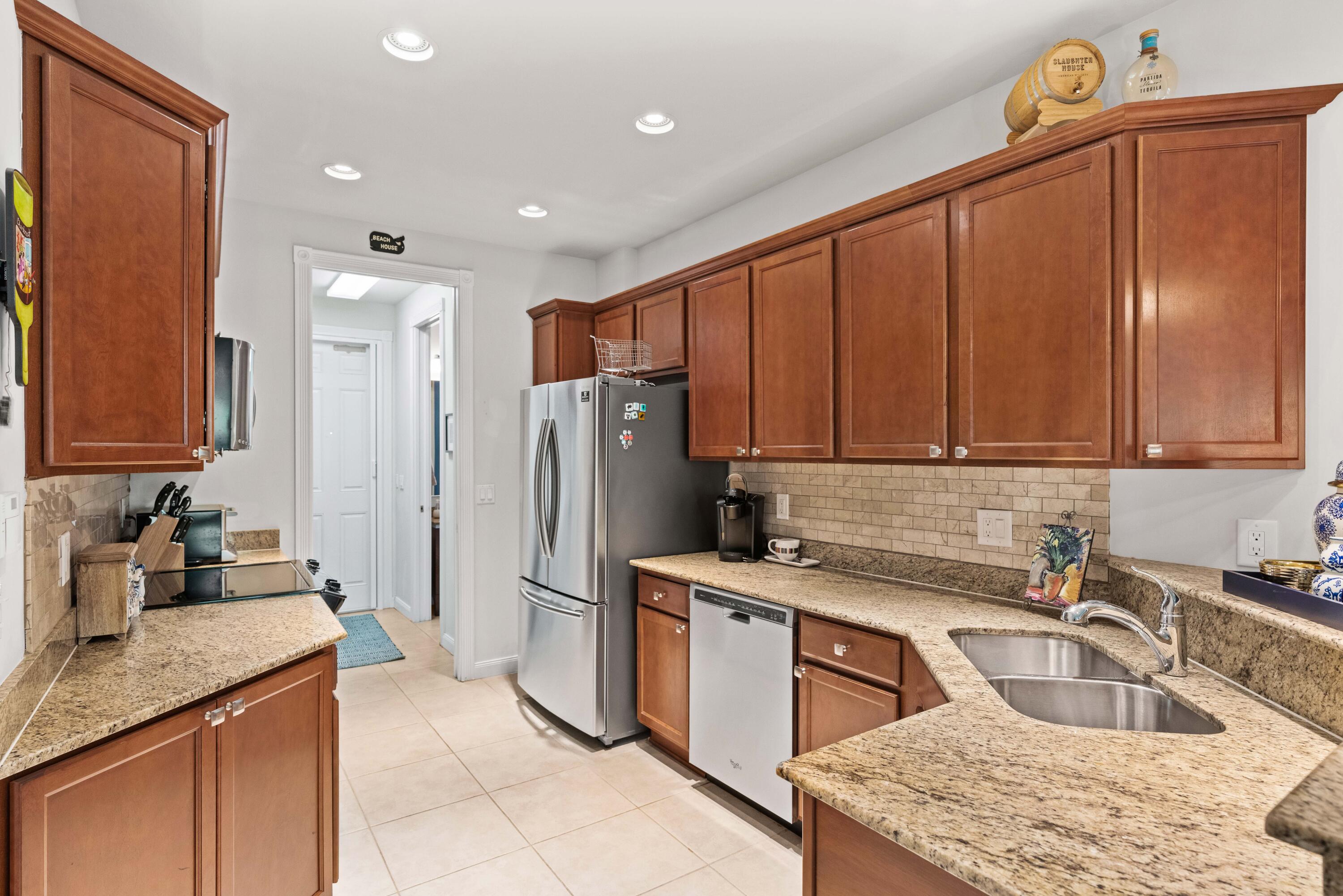 1188 Dakota Drive Jupiter, FL 33458 - Photo 12 of 41 _MLP3906