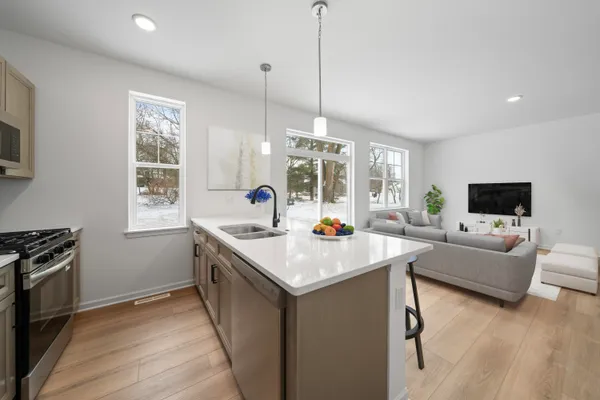 $334,900 | 1589 Meadowview Court, Whitewater, WI 53190