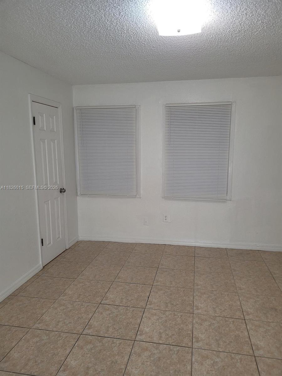 2775-l B L B McLeod Road, Unit B Orlando, FL 32805 - Photo 14 of 28 a view of an empty room