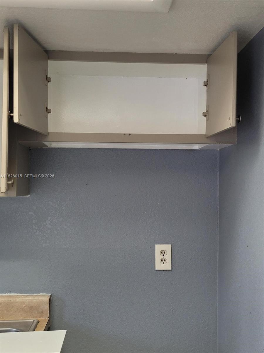 2775-l B L B McLeod Road, Unit B Orlando, FL 32805 - Photo 20 of 28 a view of an empty room