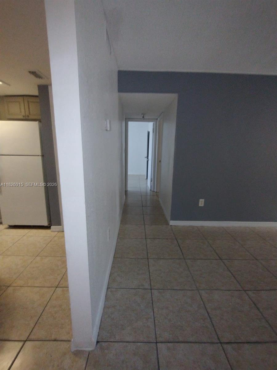 2775-l B L B McLeod Road, Unit B Orlando, FL 32805 - Photo 8 of 28 a view of a hallway