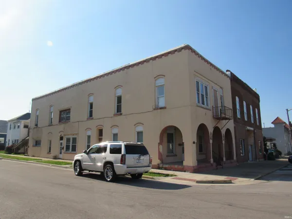 $410,000 | 130 North Meridian Street, Greentown, IN 46936
