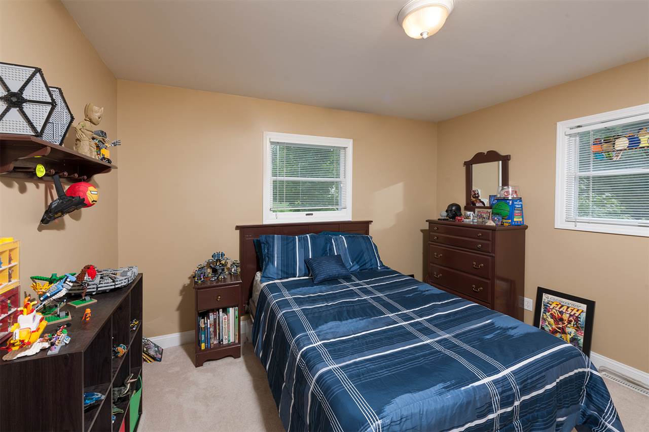510 Wallis Road Rye, NH 03870 - Photo 12 of 32