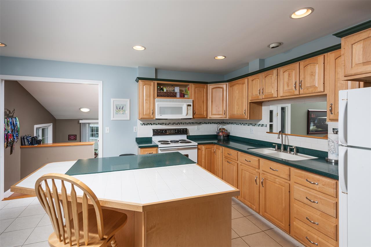 510 Wallis Road Rye, NH 03870 - Photo 6 of 32