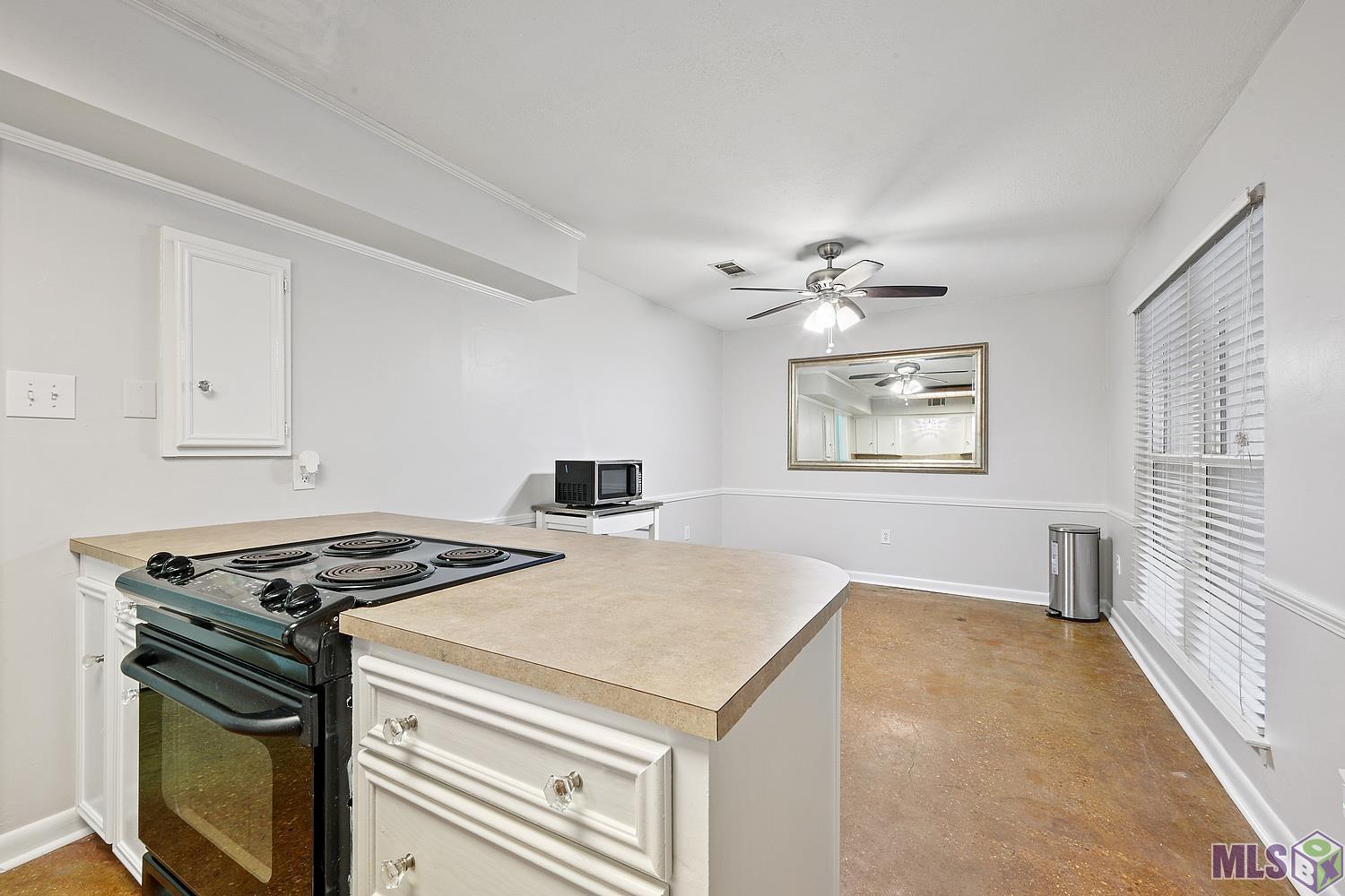 1871 Stonegate Court Baton Rouge, LA 70815 - Photo 5 of 9 Gallery Image 5
