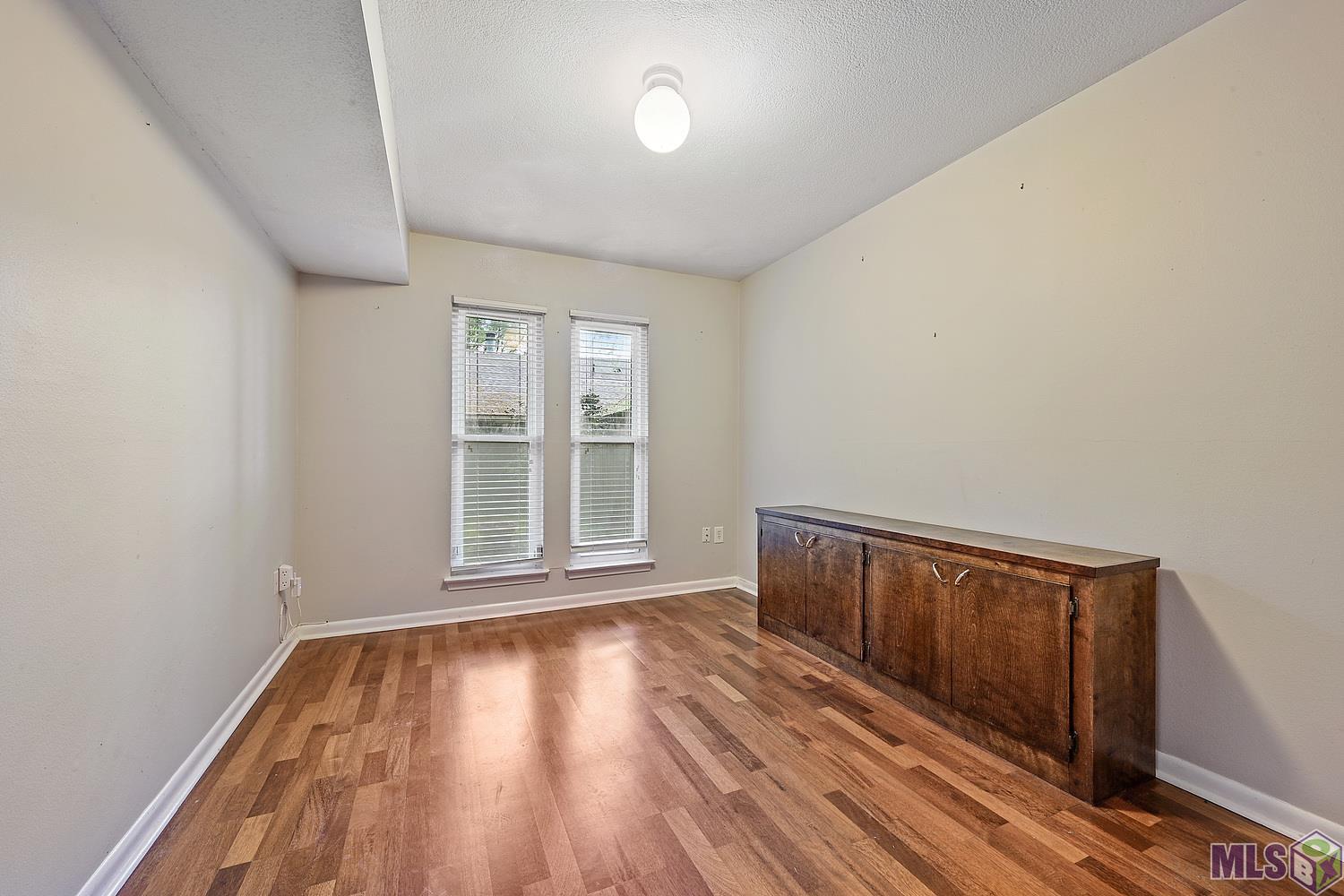 1871 Stonegate Court Baton Rouge, LA 70815 - Photo 8 of 9 Gallery Image 8